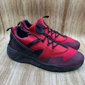 Nike Air Huarache Utility‎ Men's Size 13 Gym Red Black Sneakers Shoes 806807-600